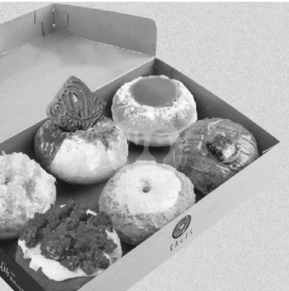½ Doz mix donuts
